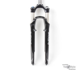 Вилка Suntour NRX D P LO AIR 700C 75мм черный